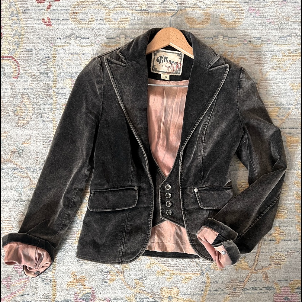 Fillmore Studio California Velvet Blazer with Silk Lining, Size Small. New.